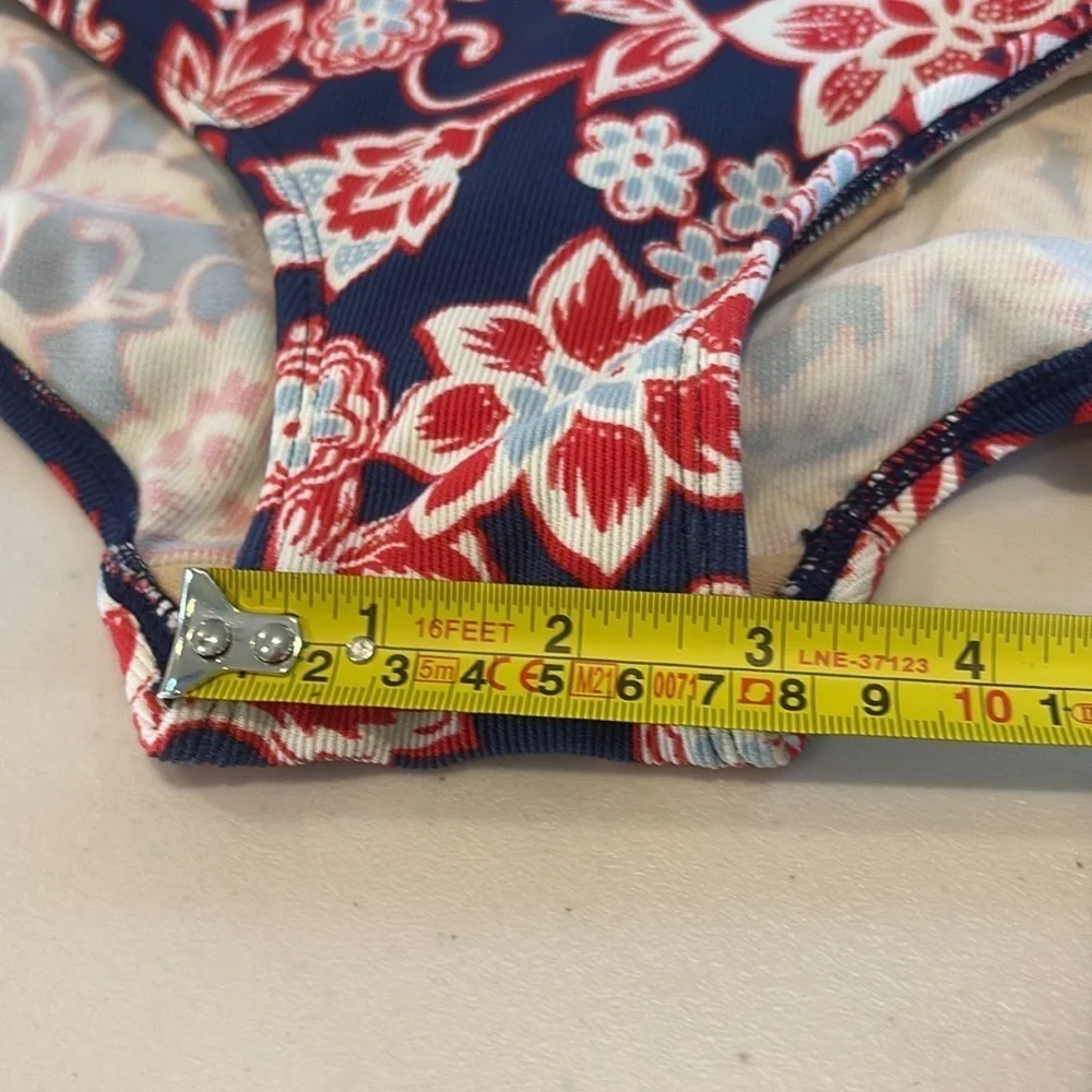 Land’s End - women’s one piece bathing suit.  Size 6.  Blue floral.
